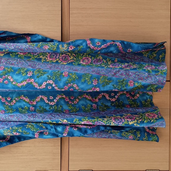 Winlar One Size Fits Most Royal Blue Floral Kaftan (Caftan) - Picture 7 of 10